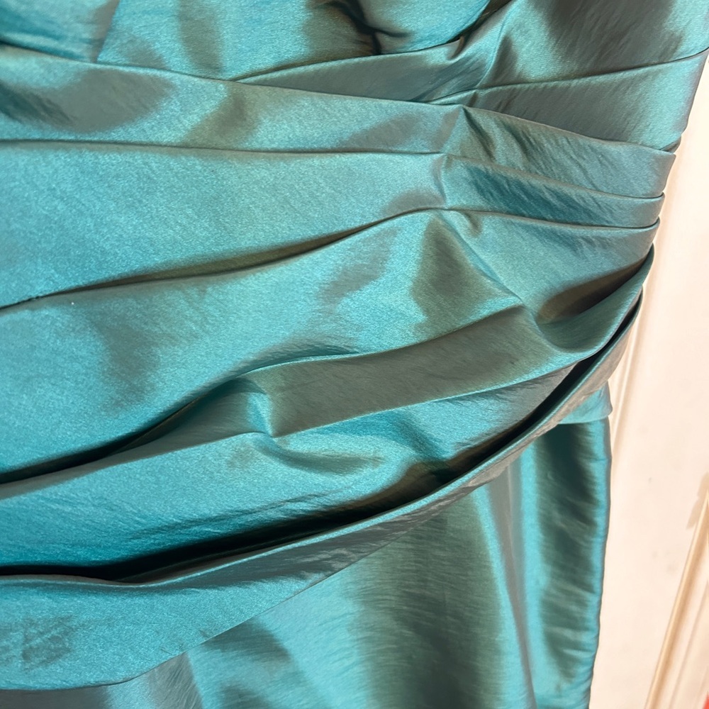WTOO by Watters and Watters Bridesmaids Dress size 10 Green Women’s - Picture 9 of 9